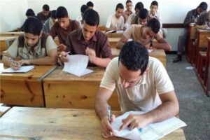 طلاب الدبلومات الفنية يؤدون الامتحان في ثامن أيام الدور الثاني