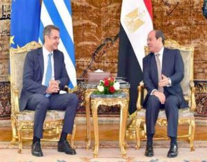 الرئيس يبحث هاتفياً مع رئيس وزراء اليونان تطورات القضية الليبية