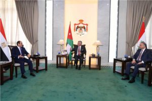 الرئيس السيسي: سعدت بللقاء المُثمر مع الملك عبد الله ورئيس وزراء العراق بالاردن