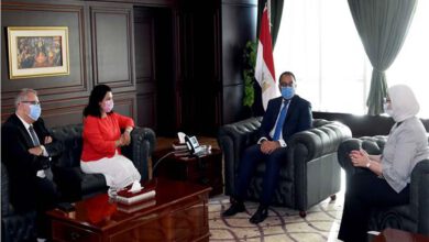 رئيس الوزراء يلتقي ممثل منظمة الصحة العالمية في مصر
