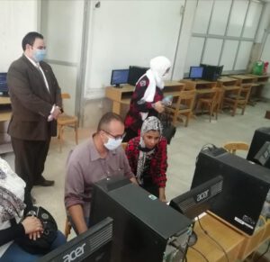 معامل جامعة القاهرة تستقبل طلاب المرحلة الأولى اليوم