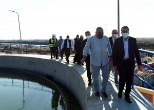 رئيس الوزراء يتفقد مشروع إنشاء محطة ترشيح المياه السطحية بالكاب