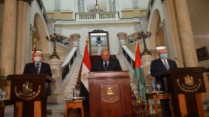وزراء خارجية مصر والأردن وفلسطين: تحرك نحو استئناف مفاوضات تنهي جمود عملية السلام