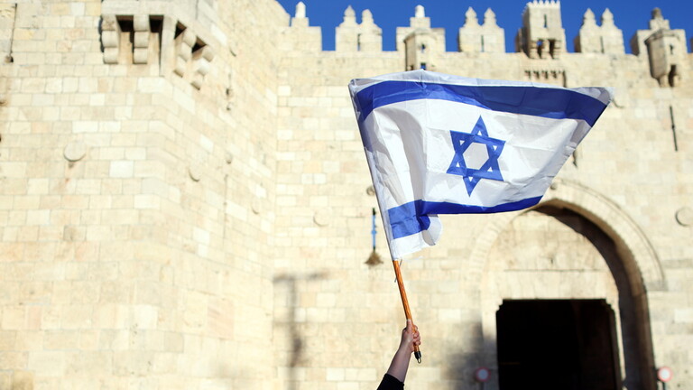 صحيفة "يسرائيل هيوم" العبرية مشروع كابلات بحرية جديد يربط إسرائيل بالسعودية وسلطنة عمان والهند