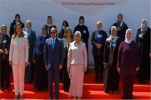 السيسي يشهد احتفالية تكريم المرأة المصرية والأم المثالية 2022