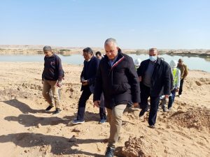 عبد العاطى يتفقد مشروعات الحماية من أخطار السيول بمحافظة البحر الأحمر