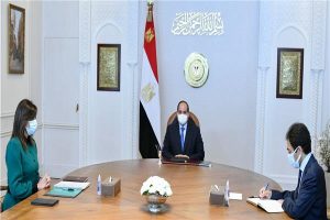 الرئيس السيسي يطمئن على سلامة الجالية المصرية في أوكرانيا