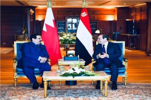 الرئيس السيسي يبحث مع ملك البحرين التعاون الثنائي في مختلف المجالات