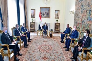 السيسي: دعم مصري لكافة مساعي تسوية الأزمة «الروسية – الأوكرانية» سياسياً