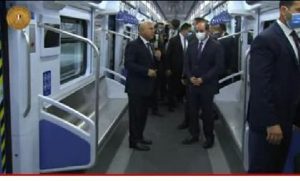 فيديو..الرئيس السيسي يستقل القطار الكهربائى الخفيف "إل آر تى"