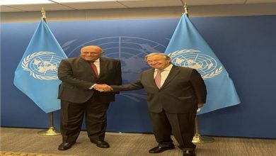 وزير الخارجية يؤكد للسكرتير العام للأمم المتحدة «أنطونيو جوتيرش»التزام مصر في عمليات حفظ السلام بمناطق النزاعات