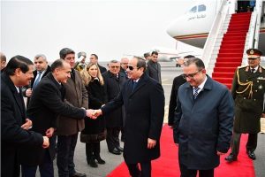 متحدث الرئاسة ينشر صور لحظة وصول الرئيس السيسي إلى مدينة ييريفان عاصمة أرمينيا