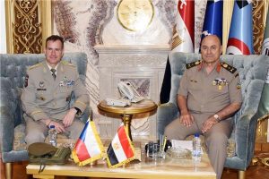 المتحدث العسكرى : الفريق أسامة عسكر يلتقي رئيس هيئة الأركان العامة التشيكي