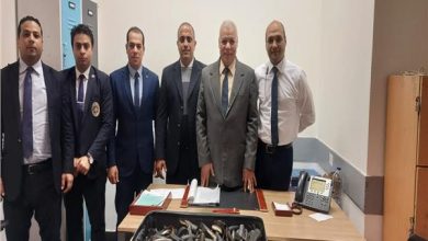 جمارك القاهرة تضبط 3 محاولات تهريب أقراص مخدرة وعملات معدنية أثرية